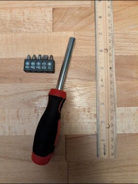 Magnetic Bit Holder Screwdriver with 5 Bit Set - Black & Red